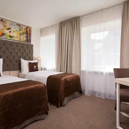 Radisson Old Town 4*