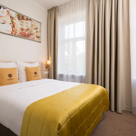 Radisson Old Town 4*