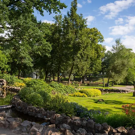 Hotel Radisson Old Town 4*