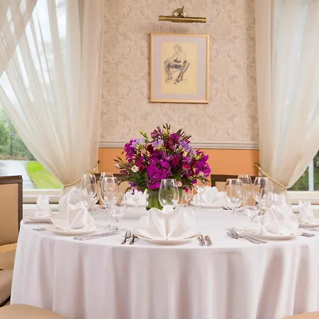 Hotel Radisson Old Town 4*