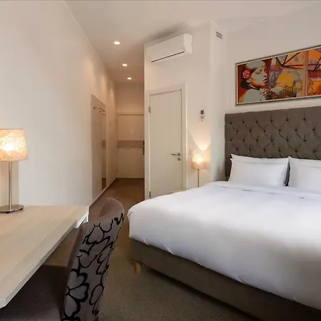 Radisson Old Town Hotel 4*