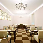 Radisson Old Town 4*