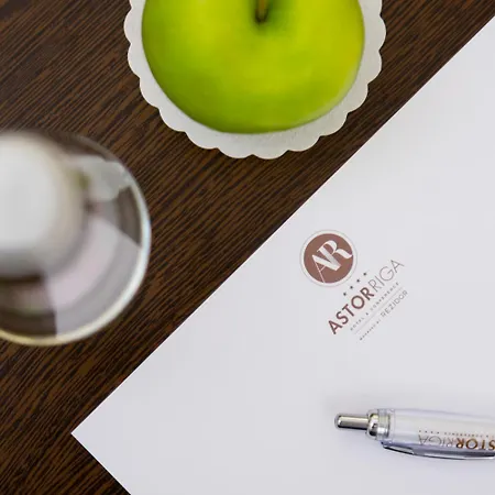 Radisson Old Town Отель