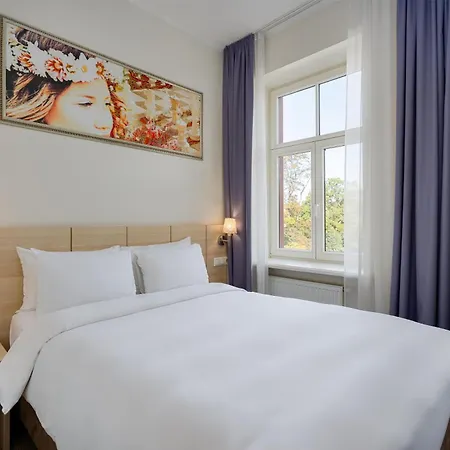 Radisson Old Town Hotel 4*
