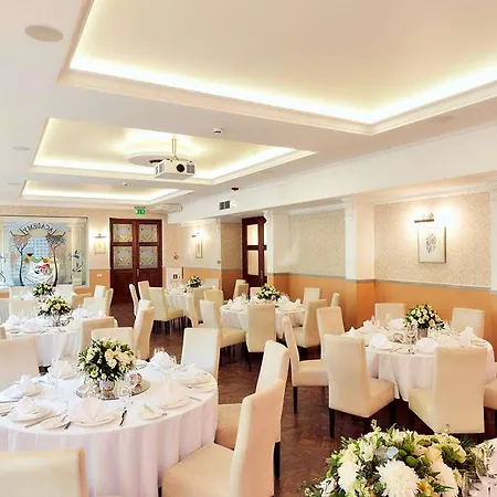 Radisson Old Town Отель 4*