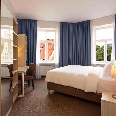 Radisson Old Town 4*