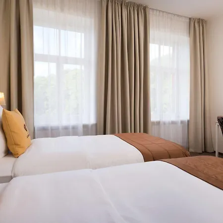 Radisson Old Town Отель