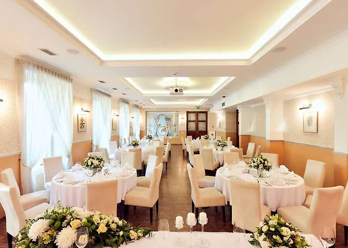 Radisson Old Town 4*