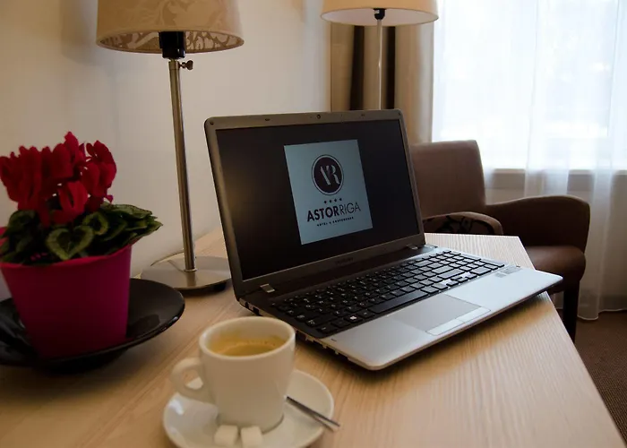 Viesnīca Radisson Old Town 4*