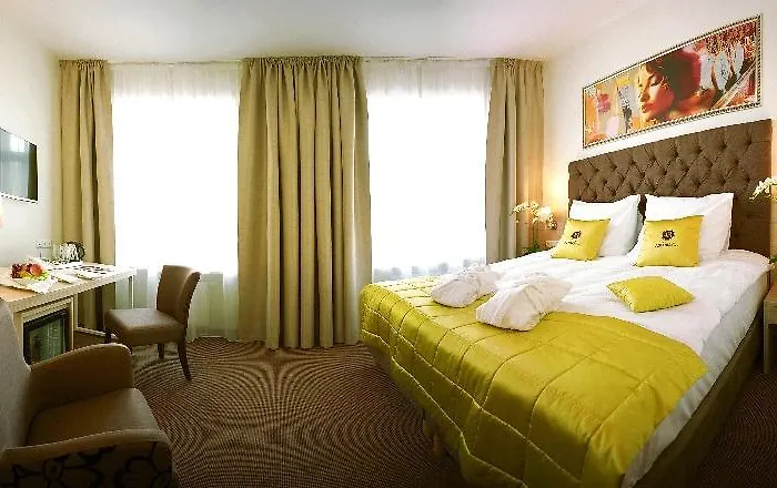 Radisson Old Town Otel 4*