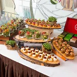 Radisson Old Town Hotel 4*